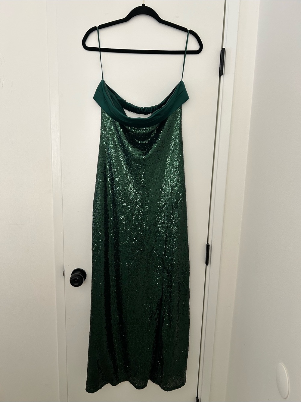 NWT, STUNNING Strapless Sequin Dress, Altar’d State